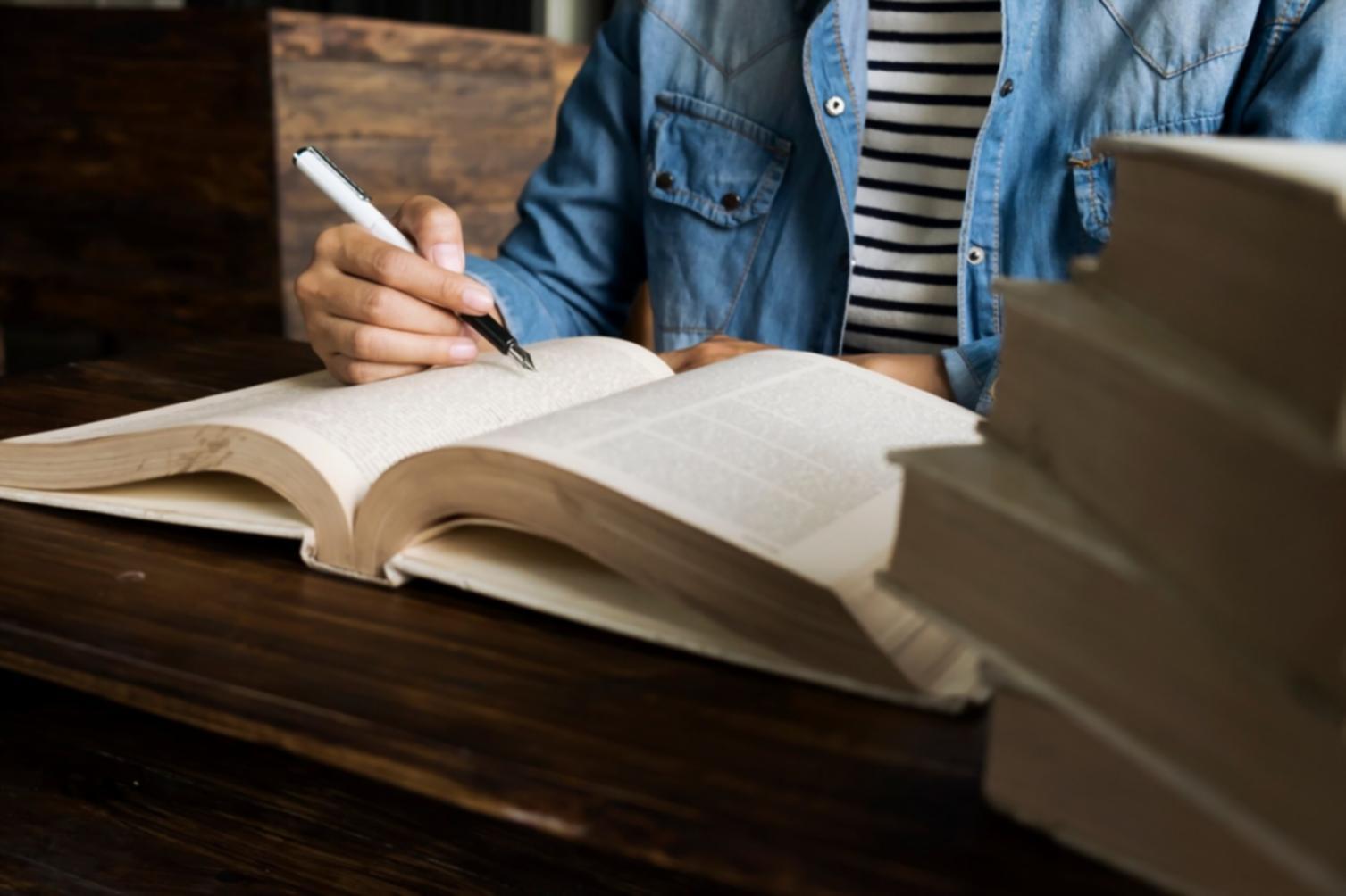 Professional discussing financial strategies in a collaborative meeting environment